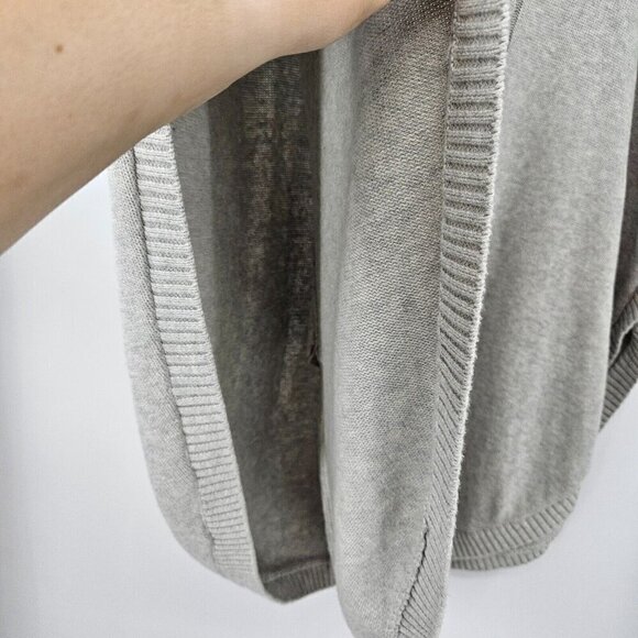 Cabi Cowl Neck Poncho Sweater Gray Women’s Size S Relaxed Fit Minimalist Fall - Picture 7 of 14